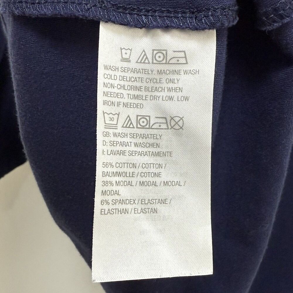 D & Co Essentials Navy Blue V~Neck Short Sleeve T~Shirt Size M - Picture 5 of 9